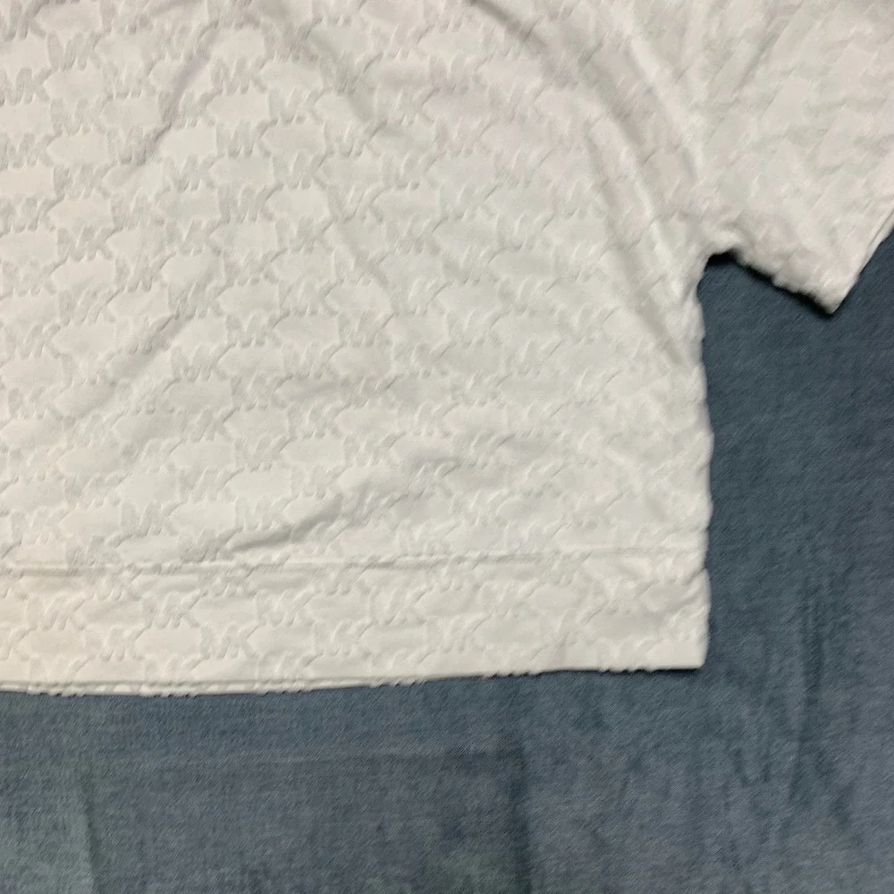 Michael Kors Cropped Top Womens XS White All Over Textured MK Logo Everyday Wear